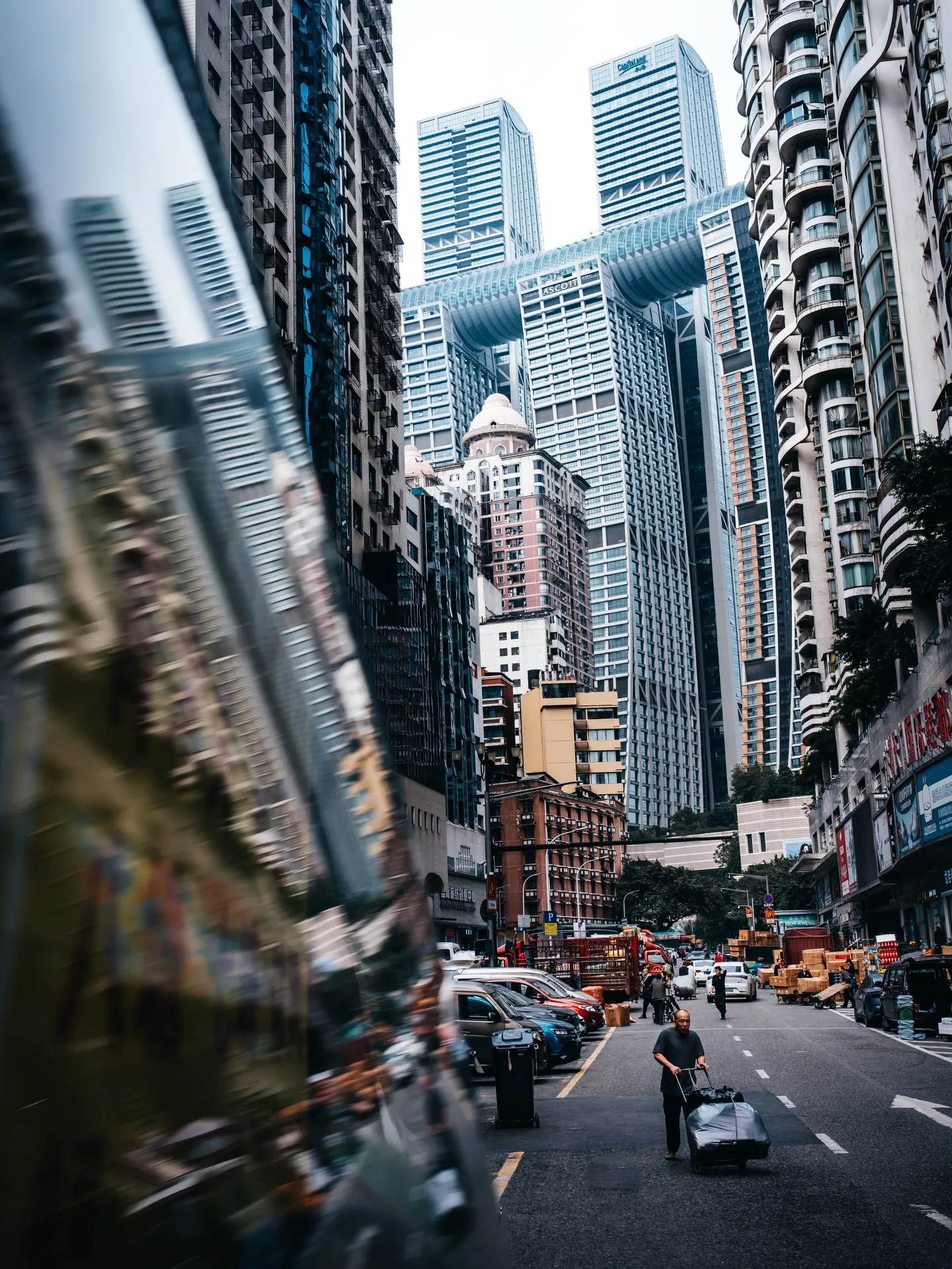 重庆来福士广场与街道